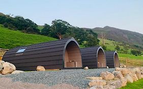 The Huts At Highside Farm